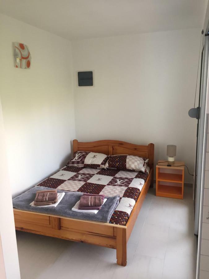 Apartment Sorelle Utjeha-Bušat Extérieur photo